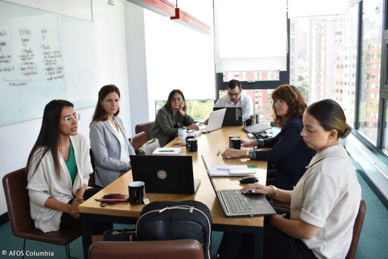 Unternehmerische Entwicklungszusammenarbeit - Studien- und Informationsprogramme