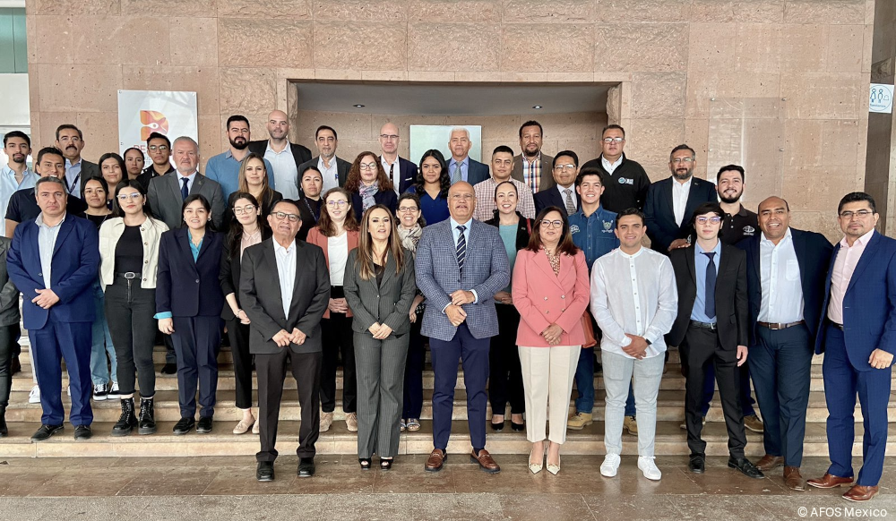 Akademischer Qualitätsausschuss Sitzung für den Ausbau der dualen Ausbildung in Mexiko